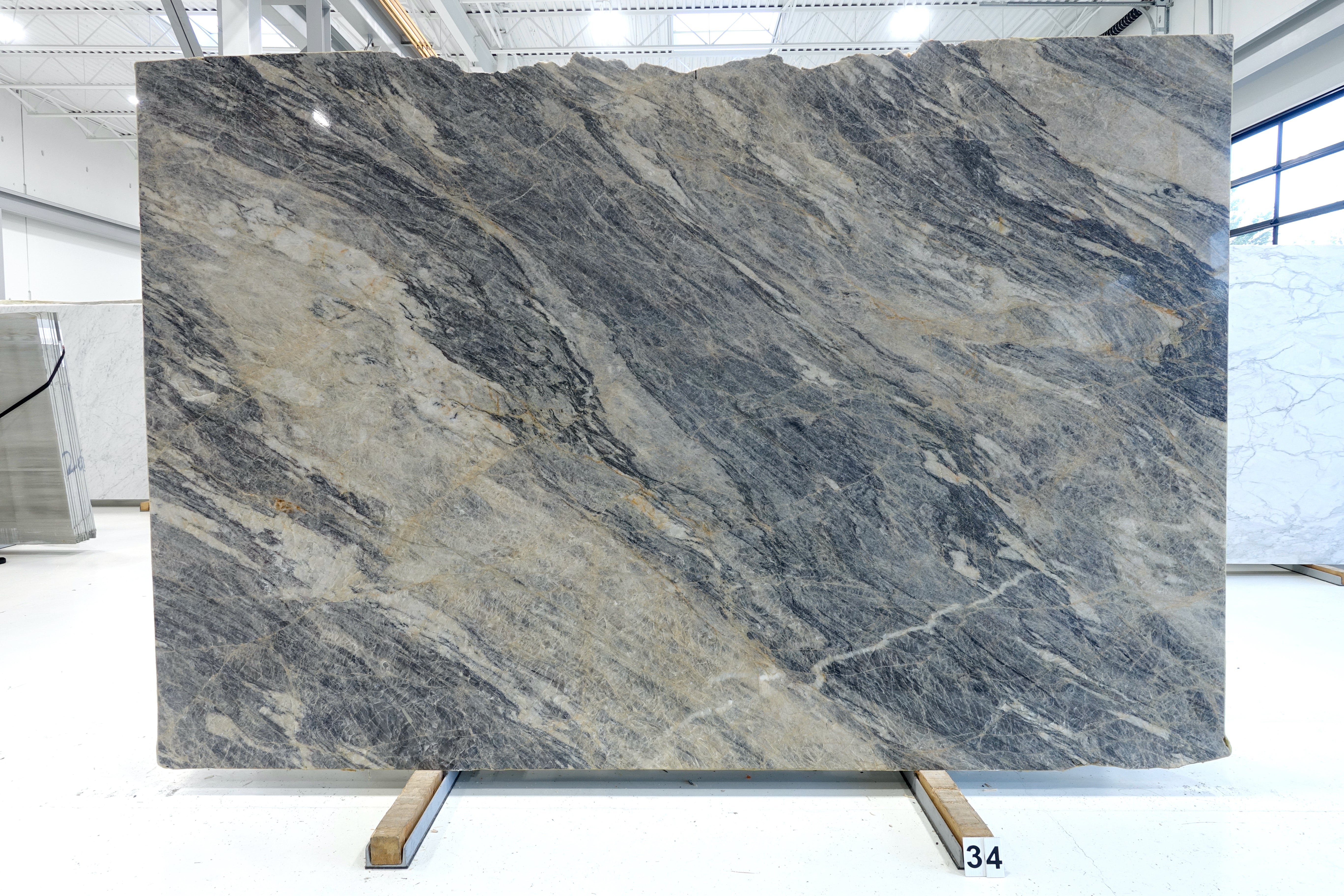 AVENZA 3CM QUARTZITE