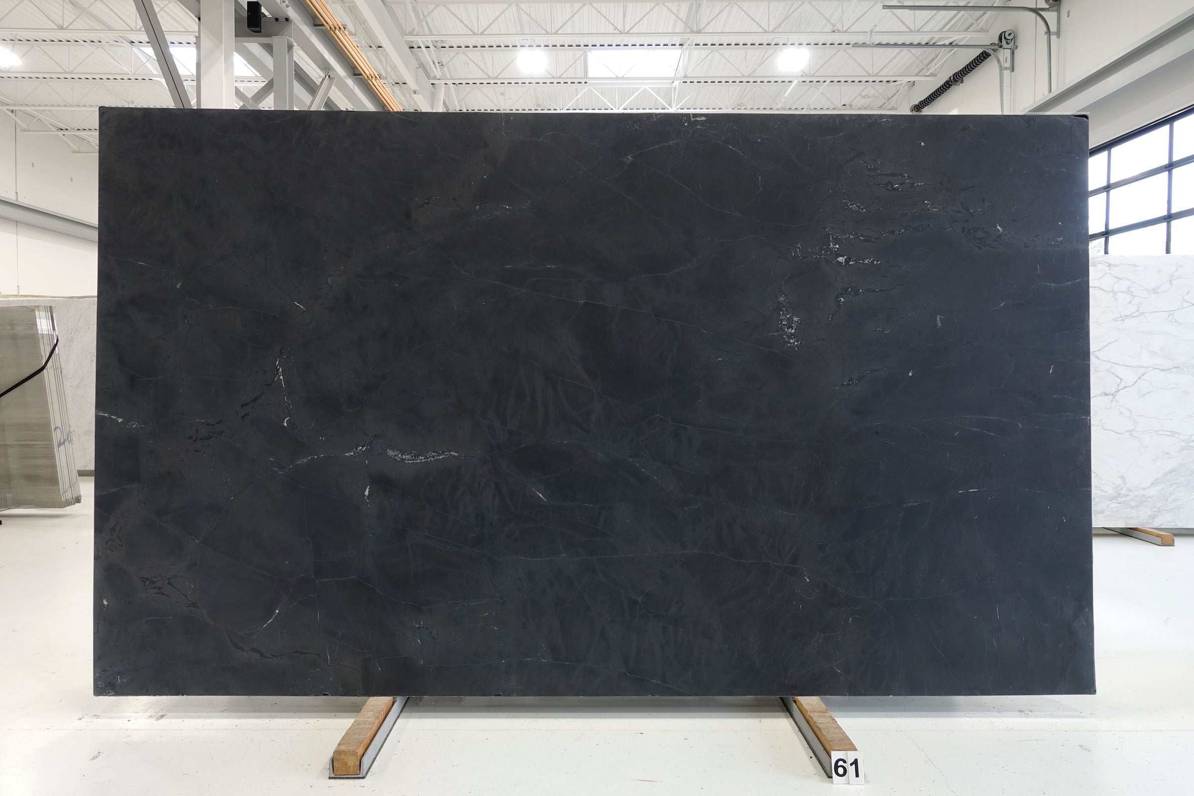 INFINITY BLACK 2CM QUARTZITE | BLOCK #2056