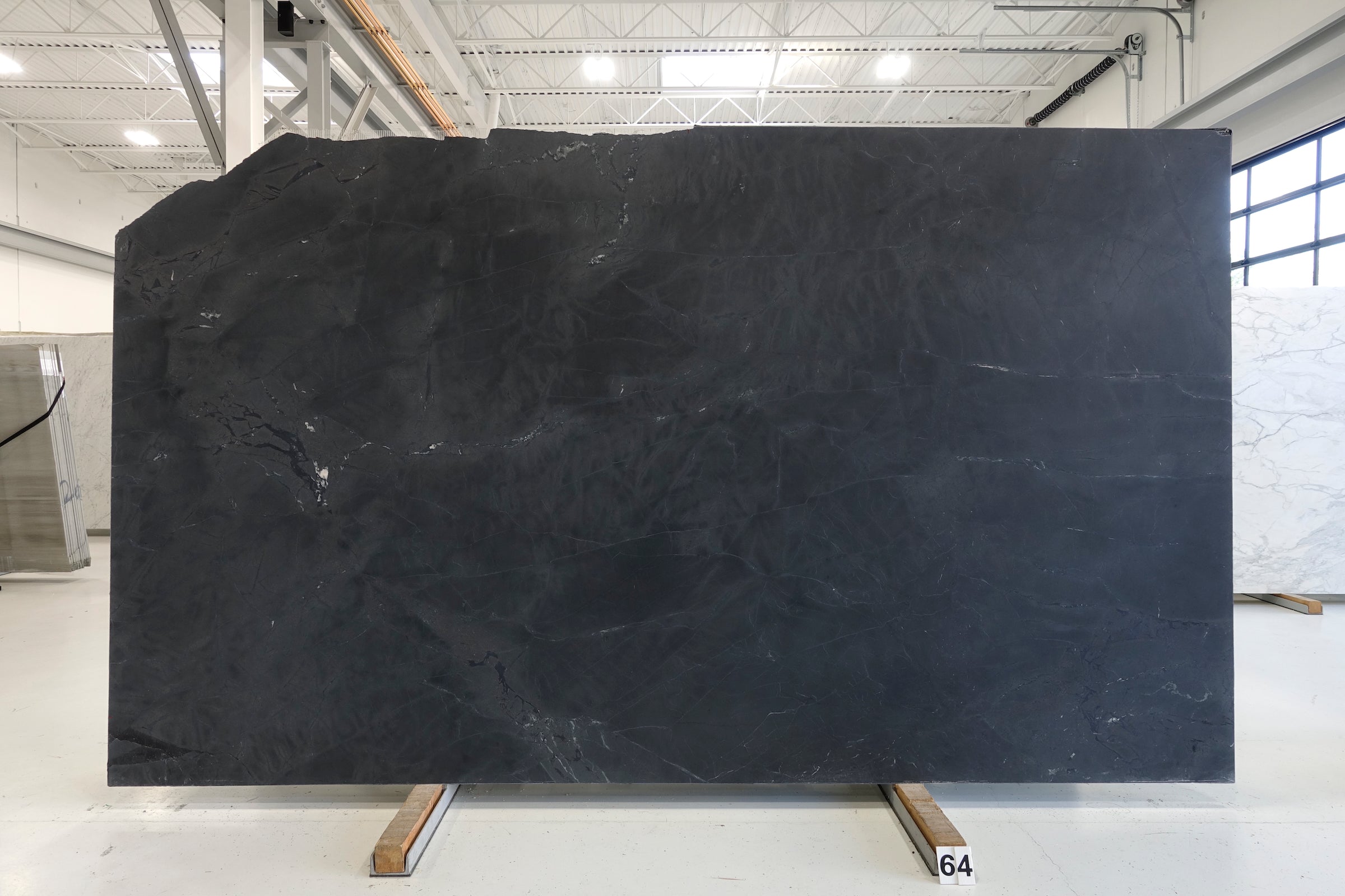 INFINITY BLACK 2CM QUARTZITE | BLOCK #2056