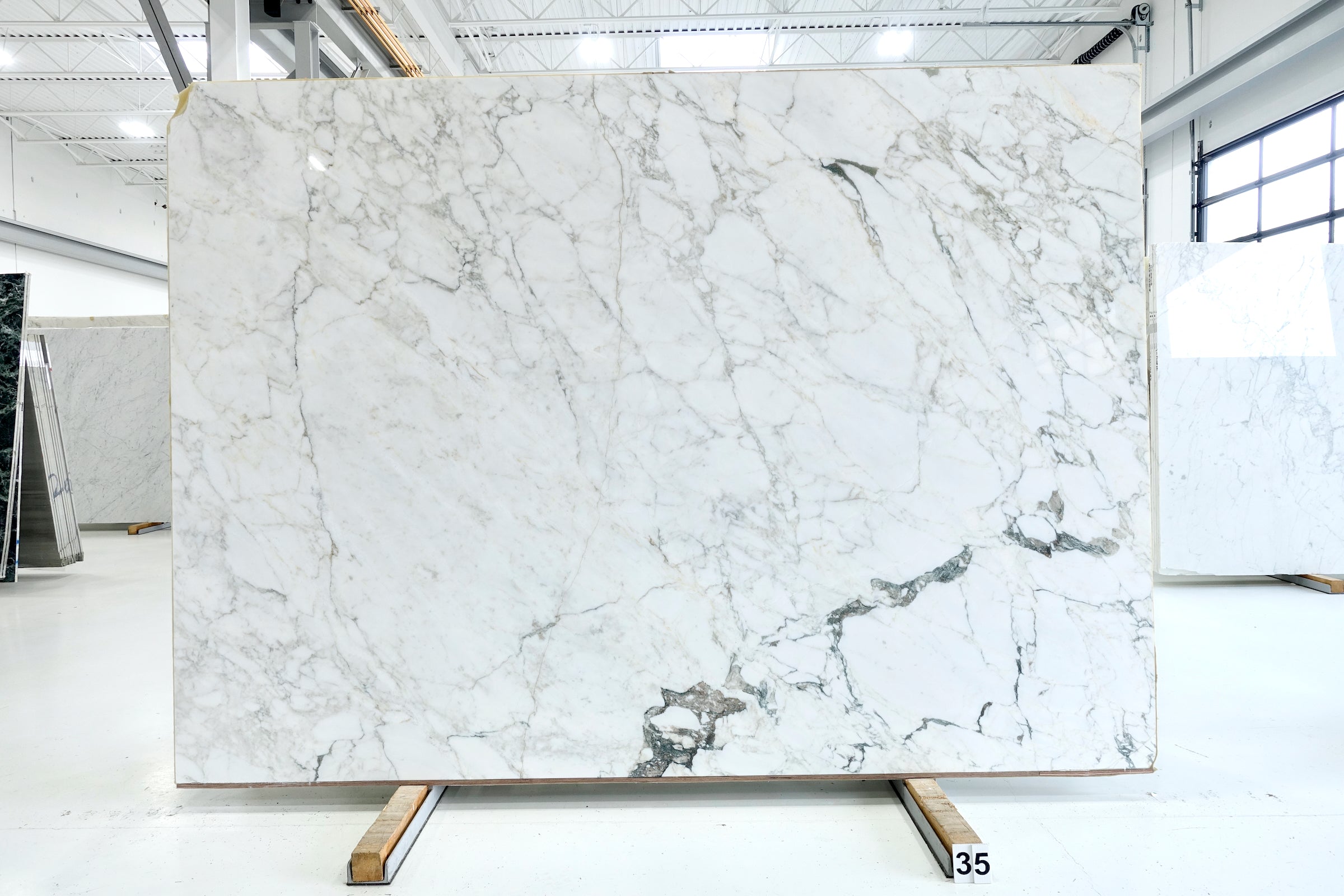 CALACATTA MONET 2CM MARBLE